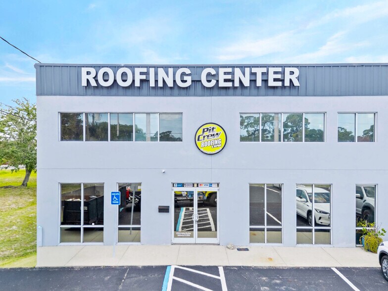 More Photos Of 2774 N Harbor City Blvd, Melbourne Freestanding For Lease