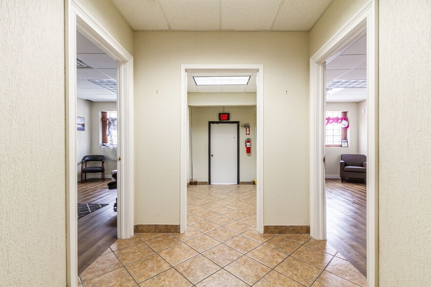 More Photos Of 64 Spencer St, Rochester Loft Creative Space For Sale