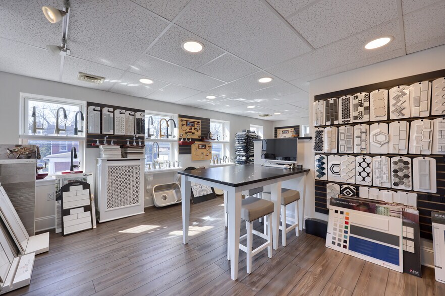 More Photos Of 2603 Lititz Pike, Lancaster General Retail For Sale