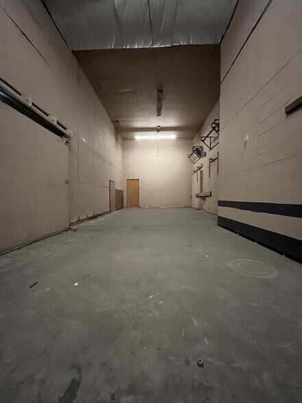 More Photos Of 1280 I St, Reedley Warehouse For Lease