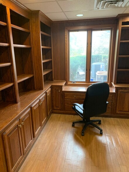 More Photos Of 660 Cooper Rd, Westerville Medical For Sale