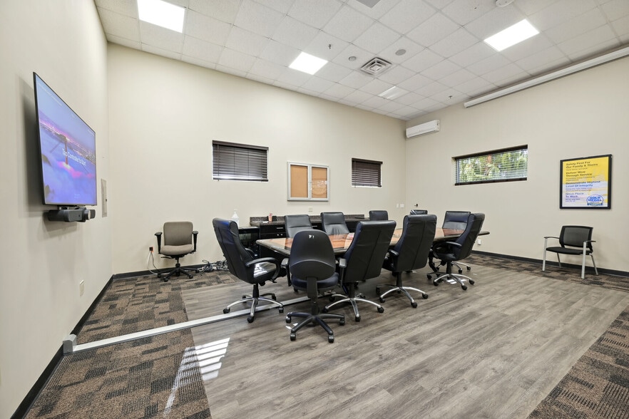 More Photos Of 11 Cotters Ln, East Brunswick Warehouse For Sale