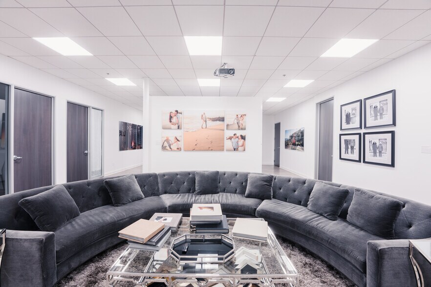More Photos Of 1173 Warner Ave, Tustin Research And Development For Lease