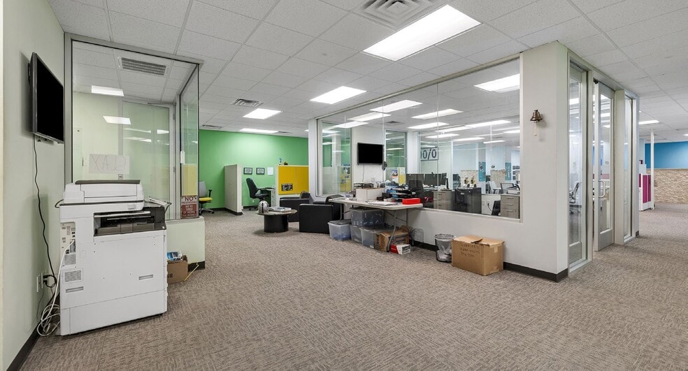 More Photos Of 4500 Blalock Rd, Houston Flex For Sale