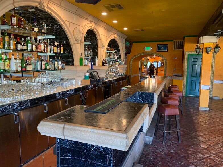 More Photos Of 2490 Fair St, Chico Restaurant For Lease