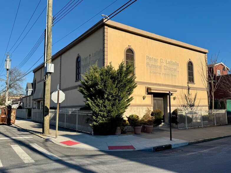 Primary Photo Of 2629 Harway Ave, Brooklyn Funeral Home For Lease