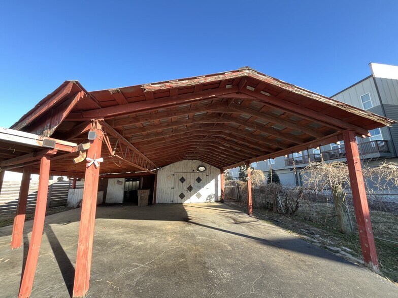 More Photos Of 5900 California Ave, Nashville Storefront Retail Office For Sale