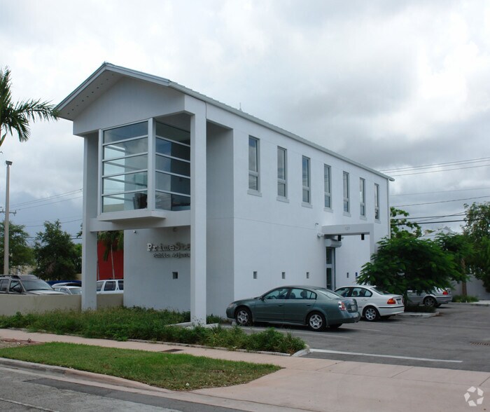 More Photos Of 127 Grand Ave, Coconut Grove Office For Lease