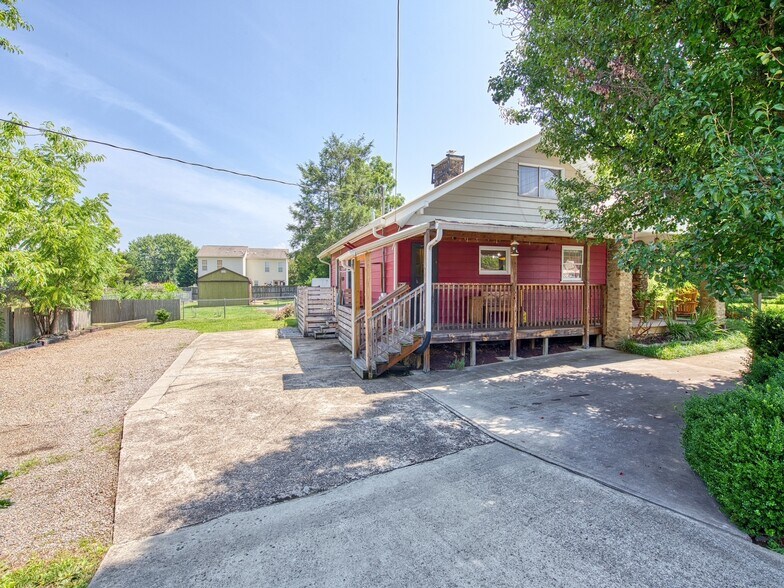 More Photos Of 24 Belle Meade Dr, Waynesville Specialty For Sale