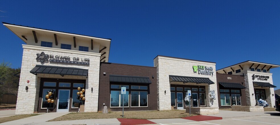 More Photos Of 8701 N Tarrant Pky, North Richland Hills Storefront Retail Office For Lease