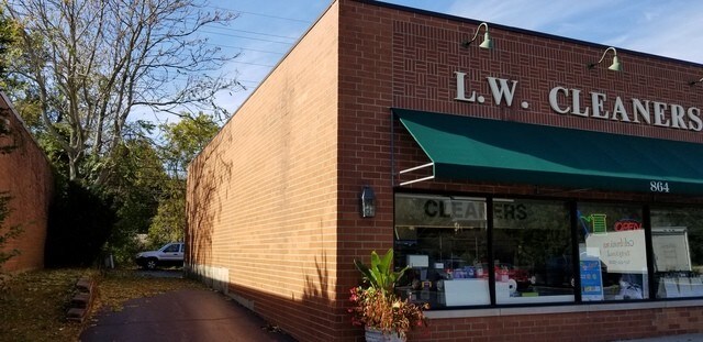 More Photos Of 870 Sheridan Rd, Highwood Storefront Retail Office For Sale