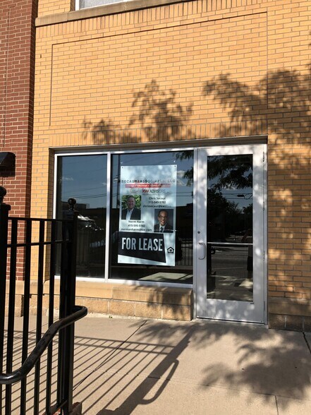 More Photos Of 1202 Linn St, Cincinnati Apartments For Lease