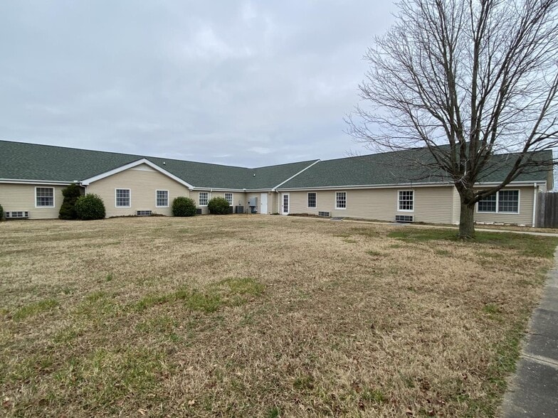 More Photos Of 17405 Lankford Hwy, Parksley Rehabilitation Center For Sale