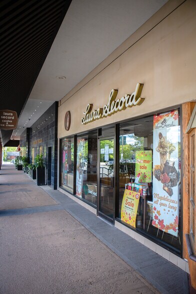 More Photos Of 270 The Kingsway, Toronto General Retail For Lease
