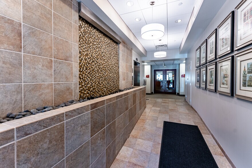 More Photos Of 2205 York Rd, Timonium Medical For Lease