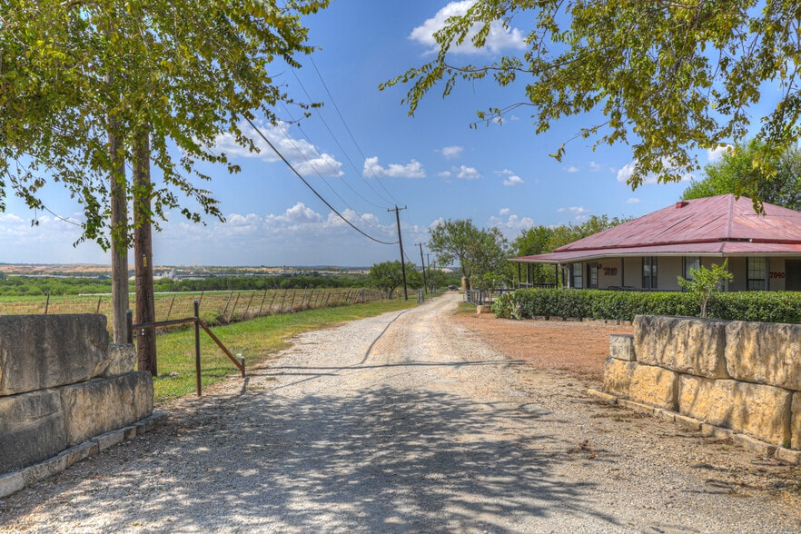 More Photos Of 7846 FM482, New Braunfels Industrial For Sale