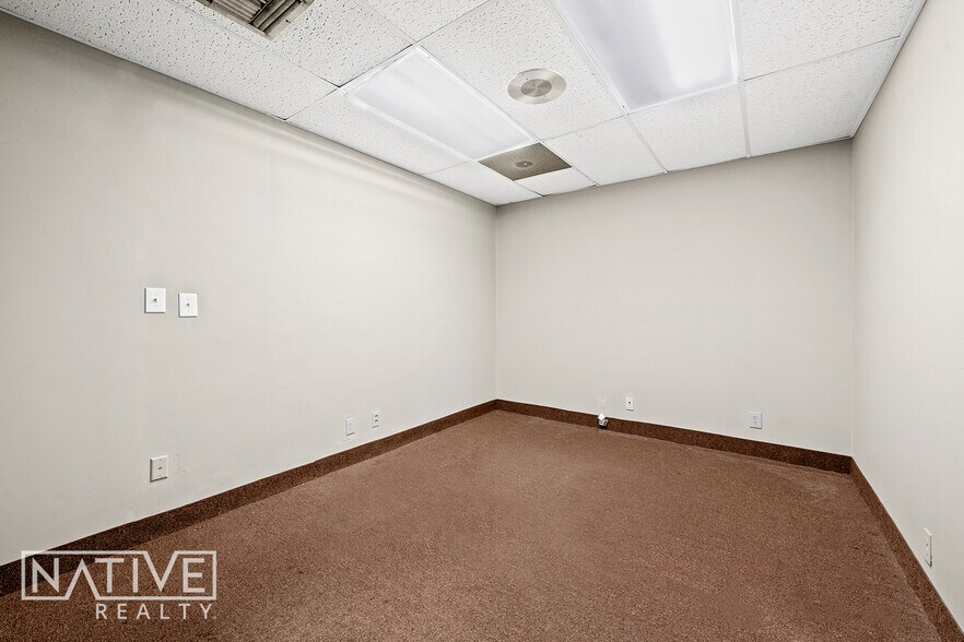 More Photos Of 2817 E Oakland Park Blvd, Fort Lauderdale Office For Sale