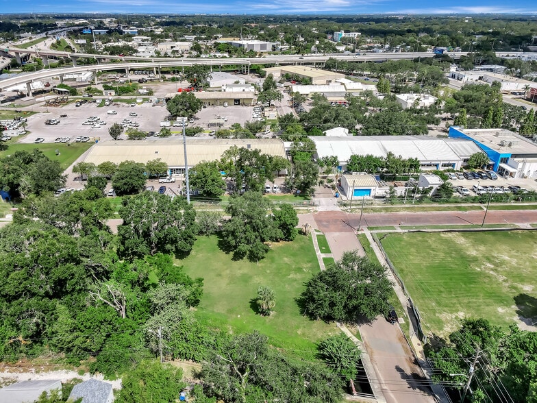 More Photos Of Burlington Ave & 17th St N @ 17th St, Saint Petersburg Land For Lease