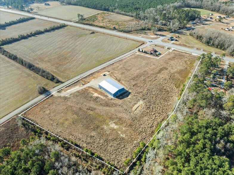 More Photos Of 3345 Willow Creek Rd, Florence Flex For Lease