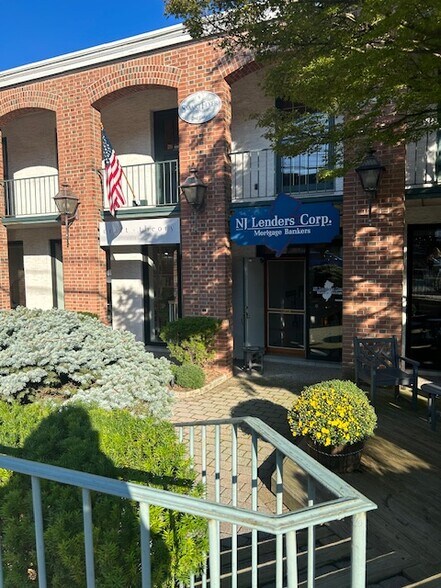 More Photos Of 24 Sheridan Ave, Ho-Ho-Kus Office For Lease