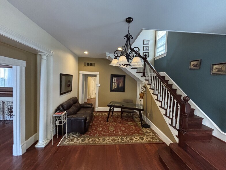More Photos Of 9117 Church St, Manassas Coworking Space
