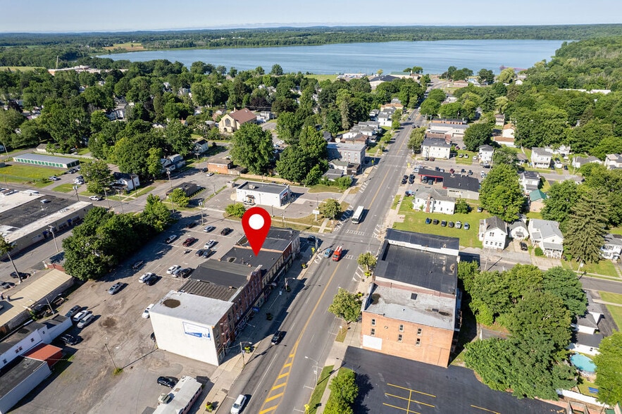 More Photos Of 121 W Broadway, Fulton Storefront Retail Residential For Sale