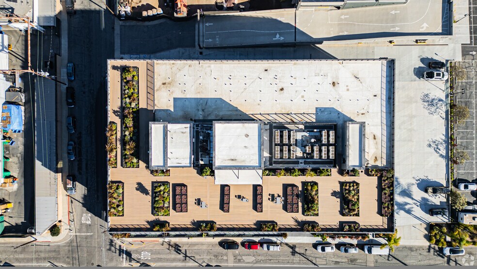 More Photos Of 136-142 Oregon St, El Segundo Research And Development For Lease