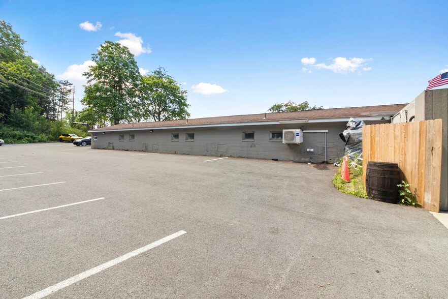 More Photos Of 1535 Port Matilda Hwy, Philipsburg Hotel For Sale