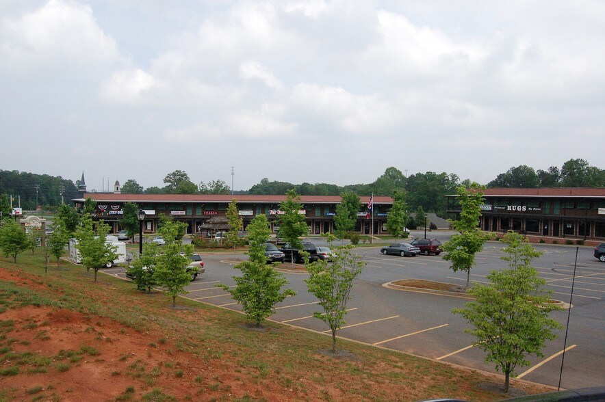 More Photos Of 5155 Highway 9, Alpharetta Unknown For Lease