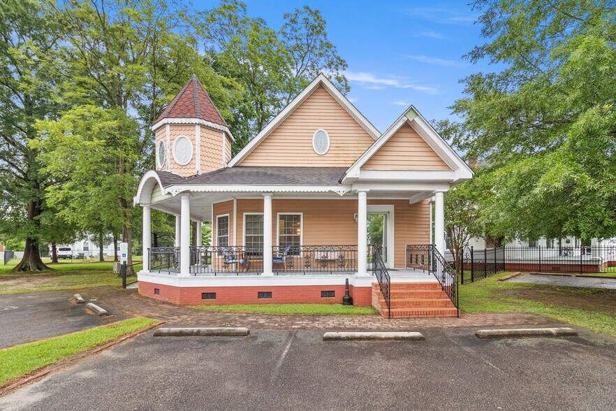 More Photos Of , Laurinburg Office For Sale