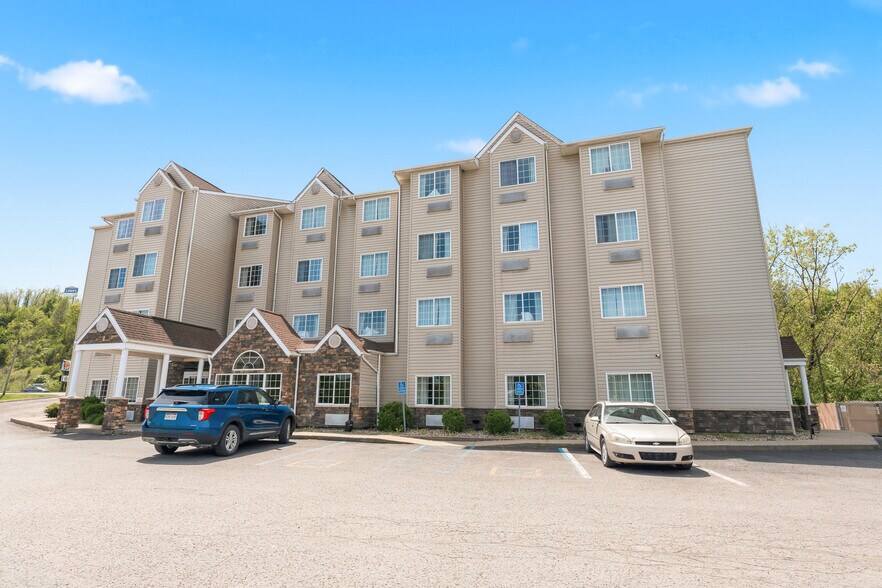 More Photos Of 15 Lawless Rd, Morgantown Hotel For Sale
