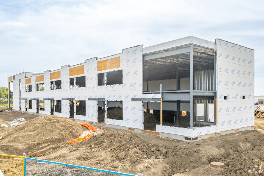 Primary Photo Of 2943 50 Av NW, Edmonton Storefront For Sale