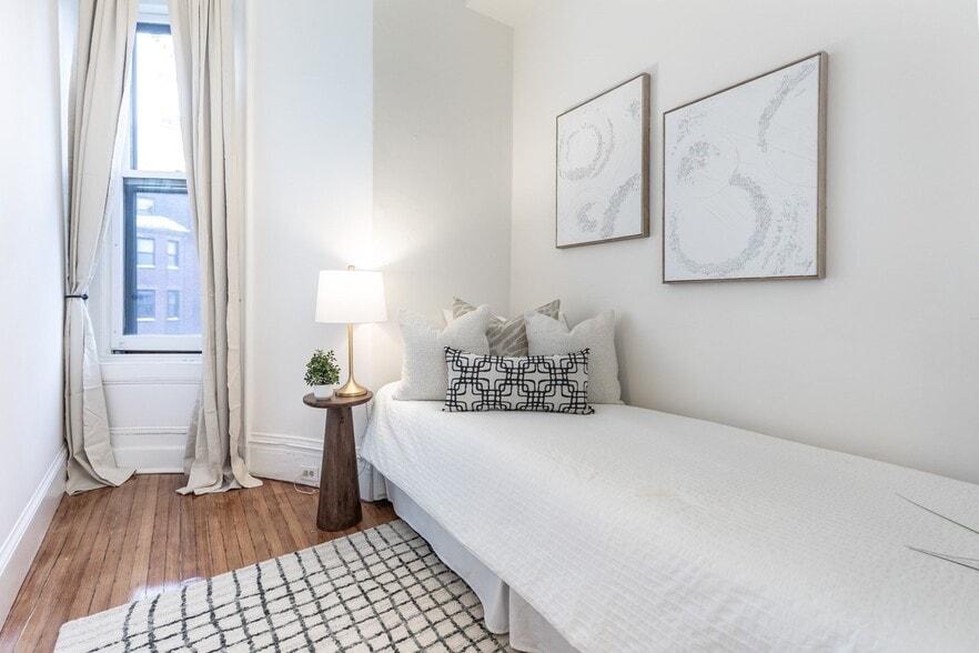 More Photos Of 230 Commonwealth, Boston Apartments For Sale