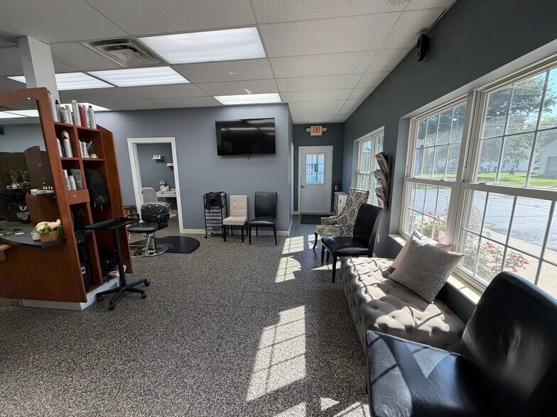 More Photos Of 26 S Miller St, Cedarville Office For Sale