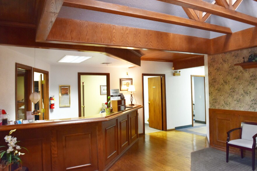 More Photos Of 8350 Archibald Ave, Rancho Cucamonga Office For Sale