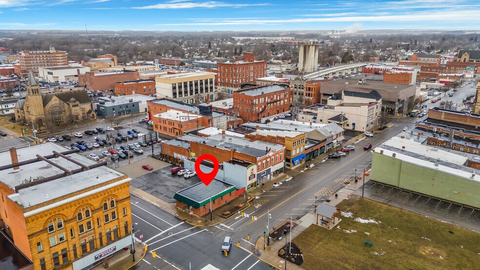 More Photos Of 114 W Church St, Marion Office Residential For Sale