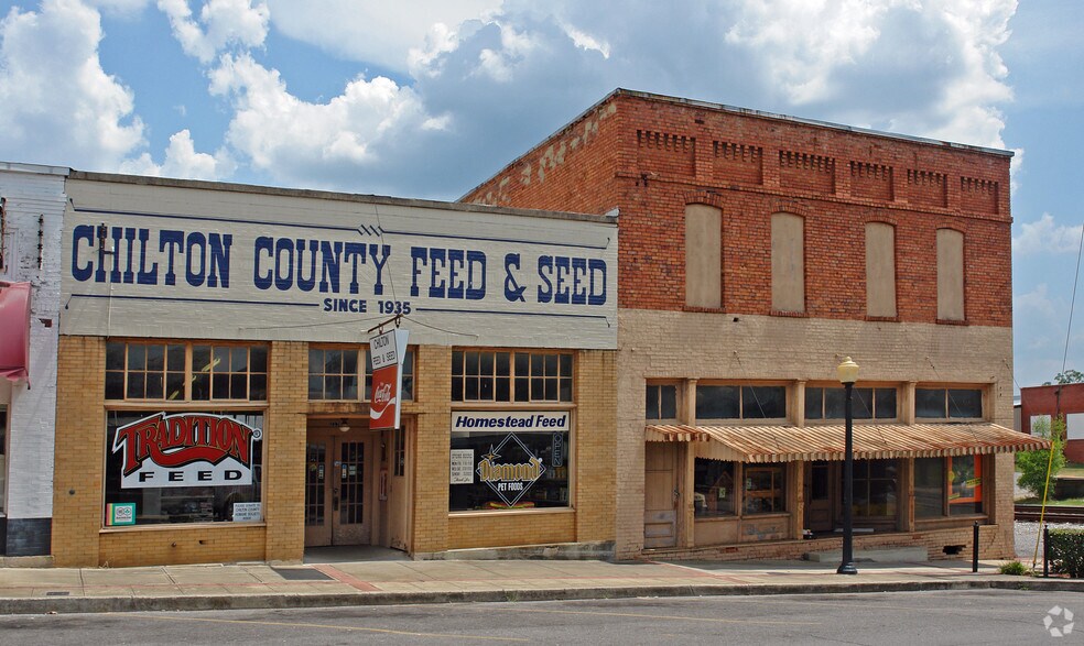 Primary Photo Of 717 2nd Ave N, Clanton Storefront For Sale