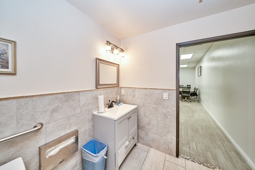 More Photos Of 308 S 1st Ave, Arcadia Apartments For Sale