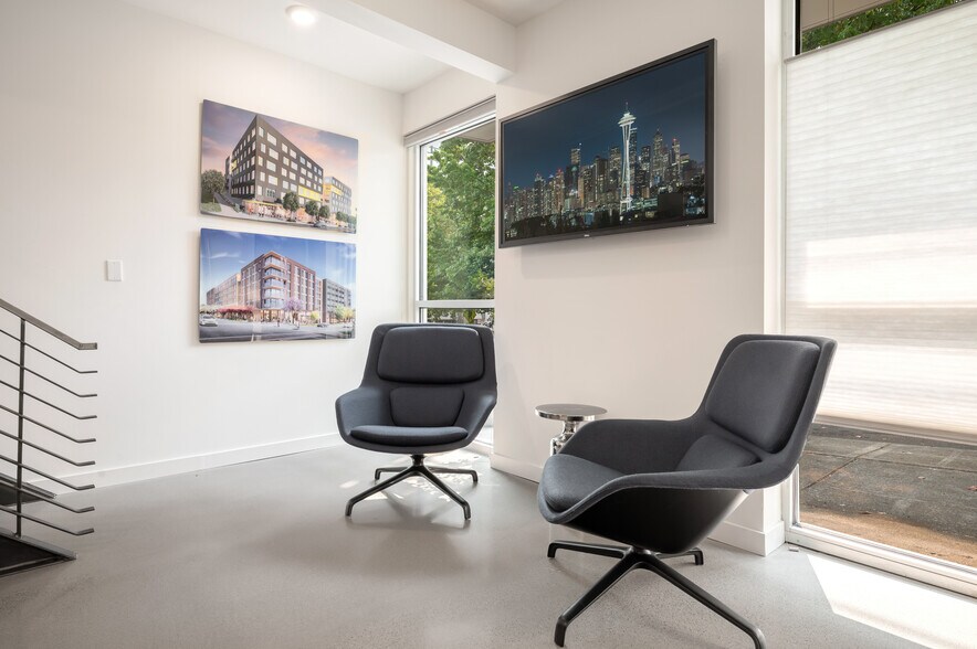 More Photos Of 166 Roy St, Seattle Office Residential For Sale