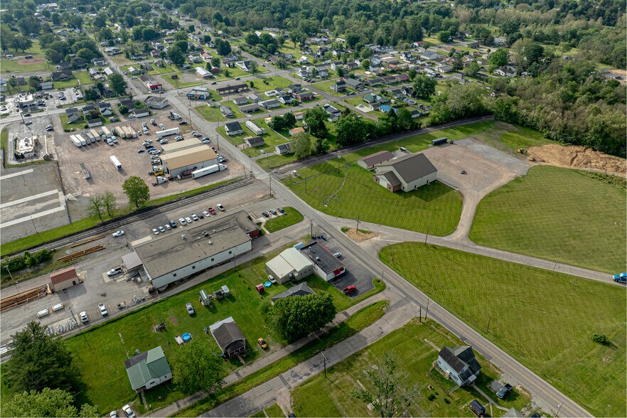 More Photos Of 21 State Route 93, Wellston Specialty For Sale