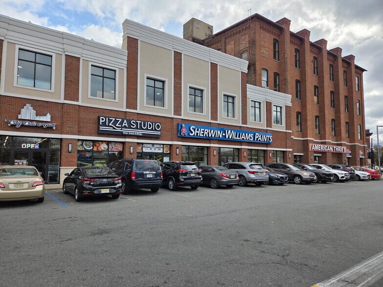 More Photos Of 90 Dayton Ave, Passaic Unknown For Lease