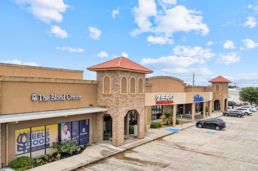 More Photos Of 9223 Broadway St, Pearland Storefront Retail Office For Sale