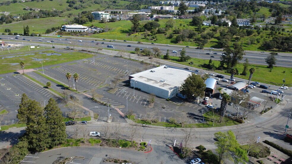 More Photos Of 3575 Cleveland Ave, Santa Rosa Freestanding For Lease
