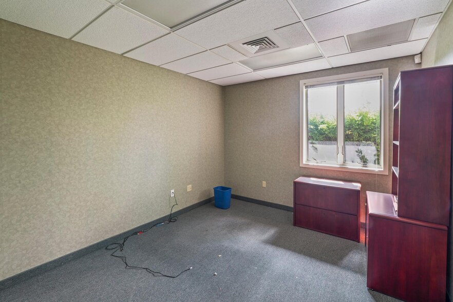 More Photos Of 614 Union Rd, Vineland Office For Sale