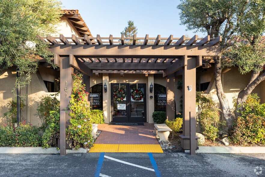 More Photos Of 161 S San Antonio Rd, Los Altos Office For Lease
