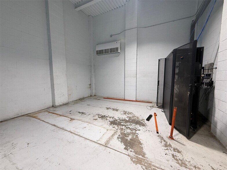 More Photos Of 4533 N FM 312, Winnsboro Industrial For Sale