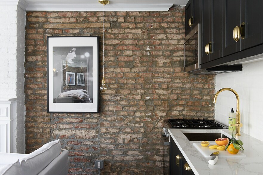 More Photos Of 165 Wyckoff St, Brooklyn Hospitality For Sale