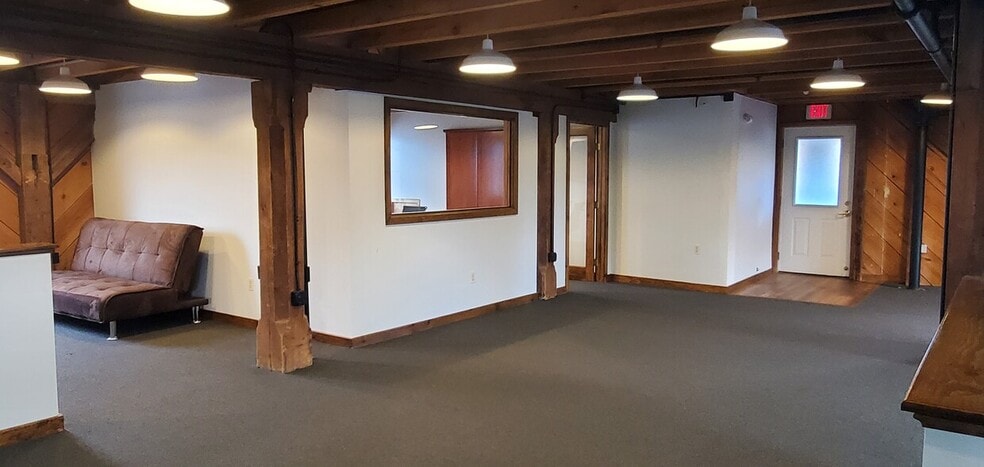 More Photos Of 201-205 Harrison St, Leesburg Unknown For Lease