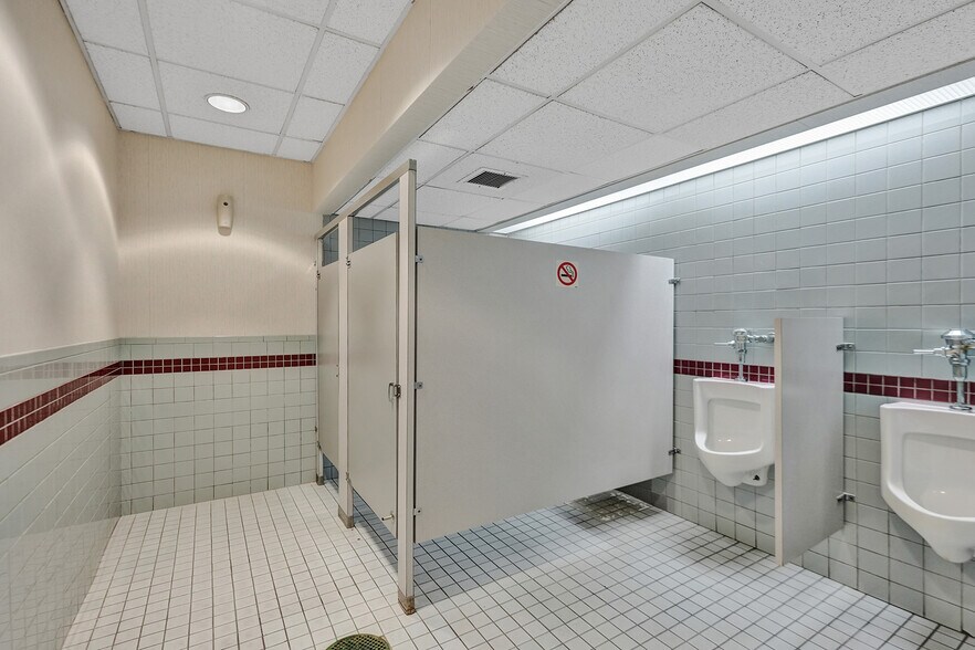 More Photos Of 4491 S State Road 7, Davie Office For Lease