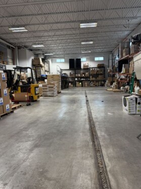 More Photos Of 520 Technology Way, Saukville Warehouse For Lease